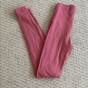 pink lulu lemon leggings